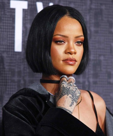 Rihanna Short BOB Thick Hair Style 