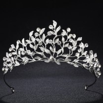 Hot Selling ! alloy crown leaf totem water diamond bride crown European wedding headdress wholesale